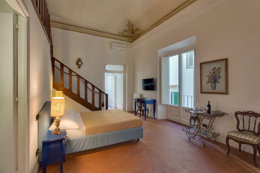 Residenza D'Epoca Borgo Albizi Hotel Florence Exterior photo